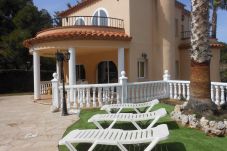 Villa en Ametlla de Mar - Villa de 4 dormitorios a 450 m de la playa