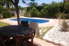 Villa en Ametlla de Mar - Villa con piscina a 1 km de la playa
