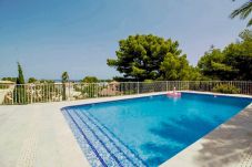 Villa en Denia - Villa con piscina a 500 m de la playa