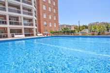 Apartamento en Cambrils - Apartamento con piscina a 450 m de la playa