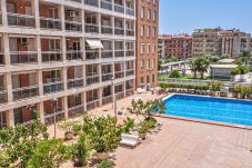Apartamento en Cambrils - Apartamento con piscina a 450 m de la playa