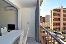 Apartamento en Benidorm - Apartamento con piscina a 500 m de la playa