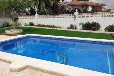 Villa en Miami Playa - Villa con piscina a 600 m de la playa