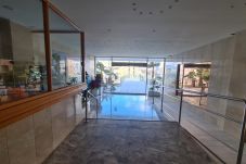 Apartamento en Benidorm - Apartamento con piscina a 250 m de la playa