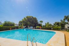 Casa adosada en Marbella - Casa adosada de 3 dormitorios a 2 km de la playa