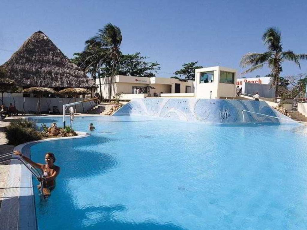 Hotel Sunbeach 3* Varadero, Cuba